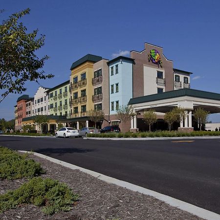 Mardi Gras Casino & Resort Cross Lanes 外观 照片